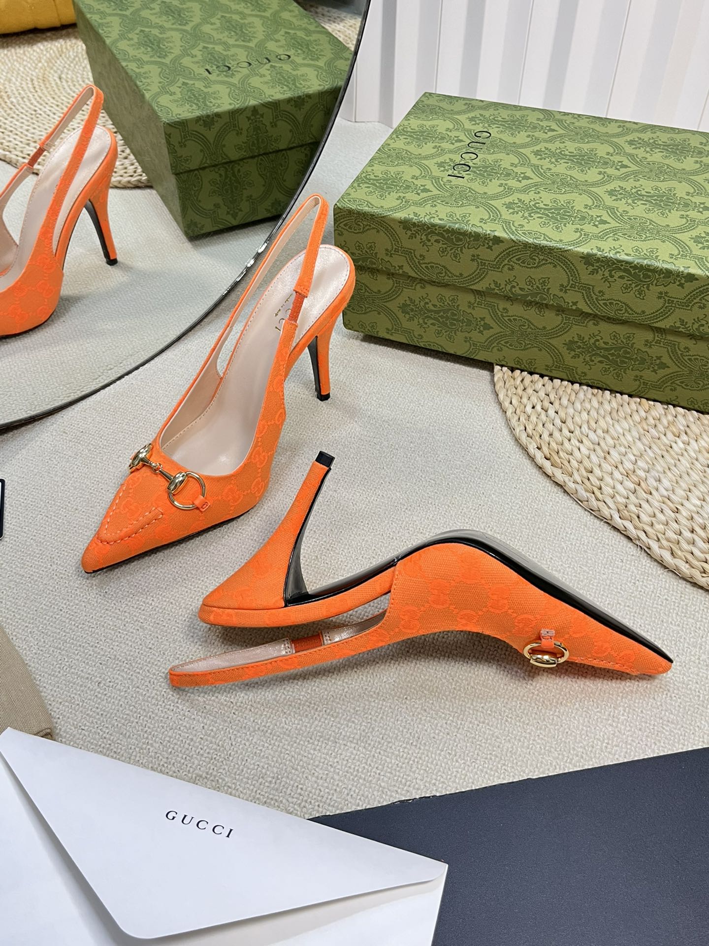 Gucci sz35-39 10cm 01